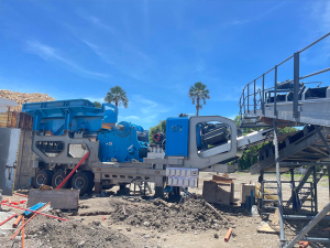 時(shí)產(chǎn)150-200噸的移動(dòng)破碎站需要多少錢？