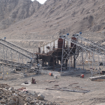 振動(dòng)篩篩箱開(kāi)裂、橫梁斷裂原因及改進(jìn)方法